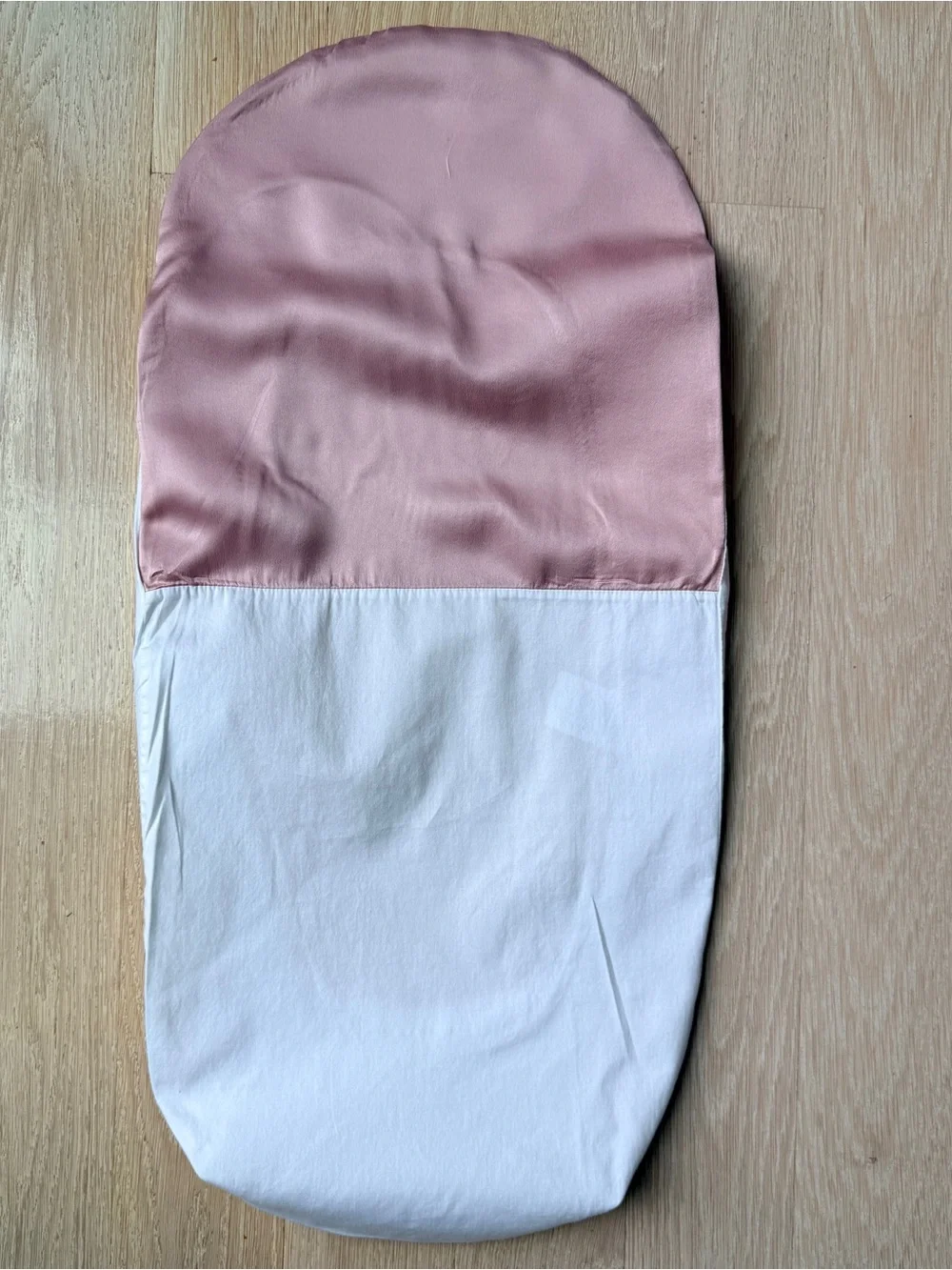 Silky Tots Silk Oval Bassinet Sheet for SNOO  - Blush